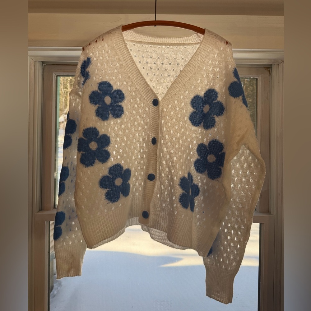 Floral Knit Cardigan Sweater - White and Blue